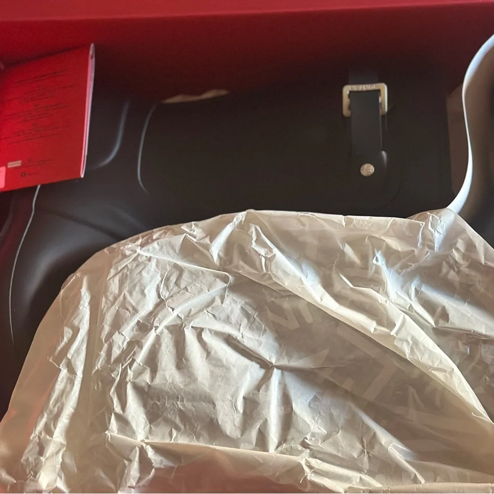 Hunter Black Boot with Red Logo - Picture 3 of 11